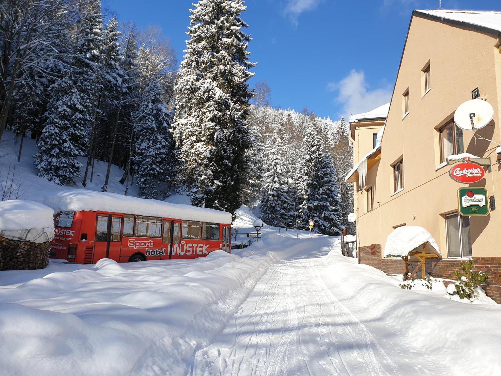 Sporthotel Mustek Jáchymov Exterior foto